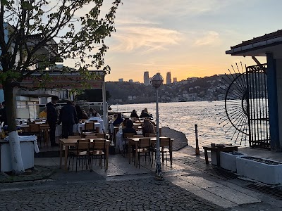 Kandilli Balıkçısı Suna Abla - Restoran - Uskudar
