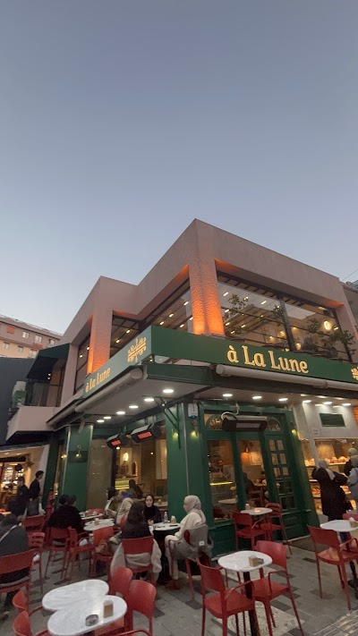 Â La Lune Patisserie - Ümraniye (Kruvasan & Kahve) - Restoran - Umraniye