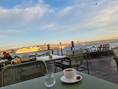 Sarayburnu Aile Çay bahçesi - Kafe